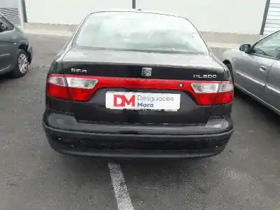 Véhicule à la ferraille seat toledo (1m2) signo de l'année 2002 alimenté bcb