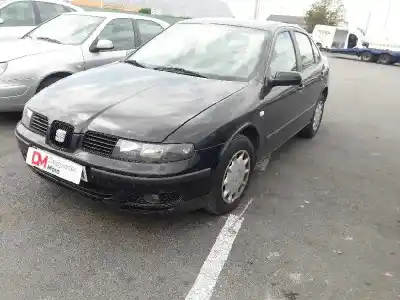 Véhicule à la ferraille seat toledo (1m2) signo de l'année 2002 alimenté bcb