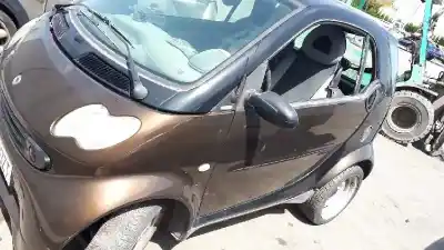 Sloopvoertuig microcar smart  van het jaar 2006 aangedreven g 15