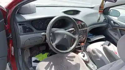 Veicolo di demolizione citroen c5 i (dc_) 1836 as gasolina 2001 4p dell'anno 2001 alimentato 