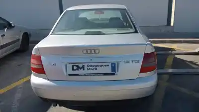 Veicolo di demolizione audi a4 berlina (b5) 1.9 tdi dell'anno 2000 alimentato ajm