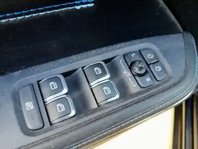 Здавання транспортного засобу lynk & co 01 phev року 2022 потужний 