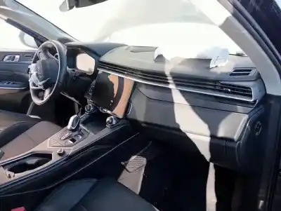 Здавання транспортного засобу lynk & co 01 phev року 2022 потужний 