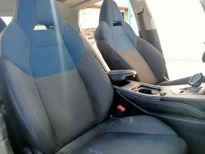 Здавання транспортного засобу lynk & co 01 phev року 2022 потужний 