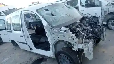 Veículo de Sucata RENAULT KANGOO III AUTHENTIC do ano 2020 alimentado K9K U8