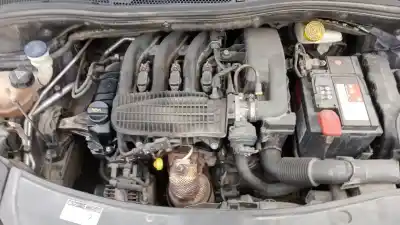 Veículo de Sucata peugeot 208 access do ano 2012 alimentado hm01