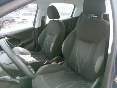 Veículo de Sucata peugeot 208 access do ano 2012 alimentado hm01