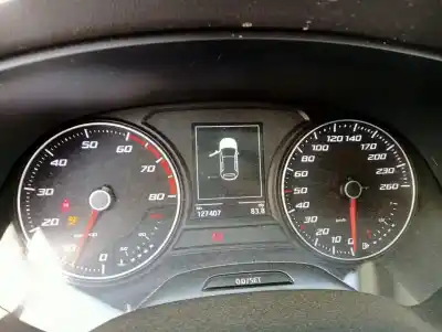 Здавання транспортного засобу seat leon st (5f8) style року 2016 потужний czca