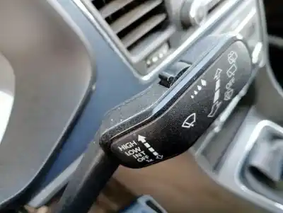 Здавання транспортного засобу seat leon st (5f8) style року 2016 потужний czca