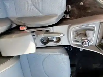 Здавання транспортного засобу seat leon st (5f8) style року 2016 потужний czca