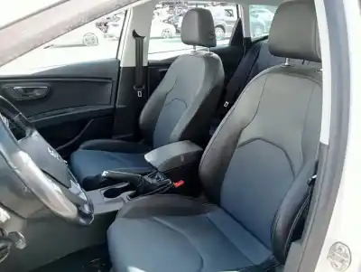 Здавання транспортного засобу seat leon st (5f8) style року 2016 потужний czca