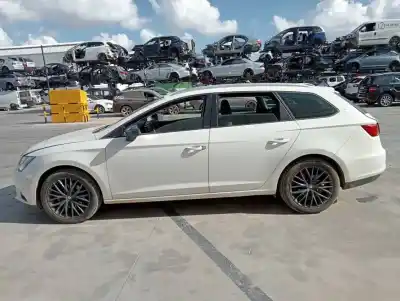 Здавання транспортного засобу seat leon st (5f8) style року 2016 потужний czca