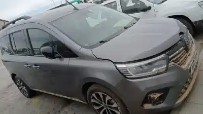 Veículo de Sucata renault kangoo iii equilibre do ano 2024 alimentado 