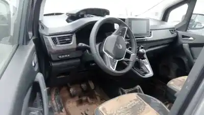 Veículo de Sucata renault kangoo iii equilibre do ano 2024 alimentado 