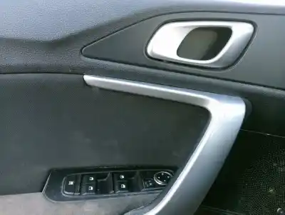 Veicolo di demolizione kia ceed drive dell'anno 2018 alimentato 