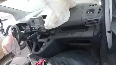 Veicolo di demolizione opel combo life basis dell'anno 2023 alimentato yh01