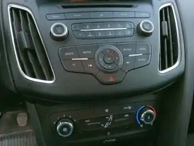 Veículo de Sucata ford focus lim. ambiente do ano 2015 alimentado m2dc