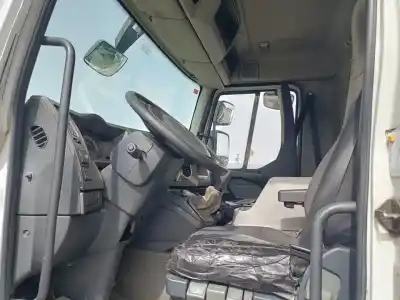 Scrapping Vehicle renault midlum fg xxx.10    e4 corto of the year 2010 powered dxi5 215 ec06