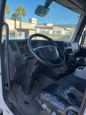 Scrapping Vehicle renault midlum fg xxx.10    e4 corto of the year 2010 powered dxi5 215 ec06