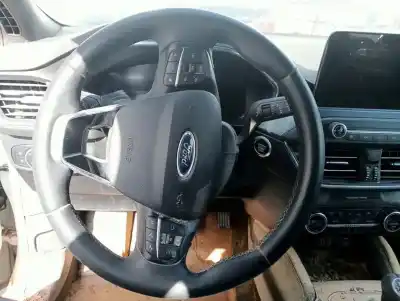 Scrapping Vehicle ford focus active of the year 2021 powered 