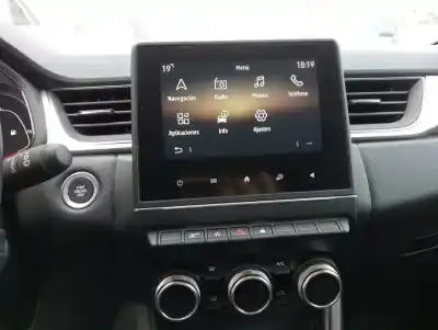 Veículo de Sucata renault captur ii techno do ano 2023 alimentado h5h e4