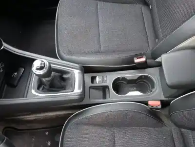 Veículo de Sucata renault captur ii techno do ano 2023 alimentado h5h e4