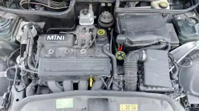 Veículo de Sucata mini mini (r50,r53) cooper do ano 2002 alimentado w10b16a