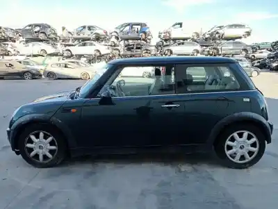 Veículo de Sucata mini mini (r50,r53) cooper do ano 2002 alimentado w10b16a