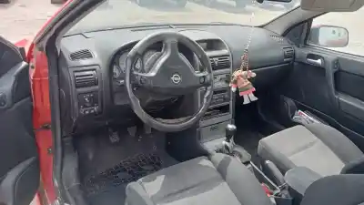 Veículo de Sucata opel astra g coupé 1.8 16v do ano 2002 alimentado z18xe