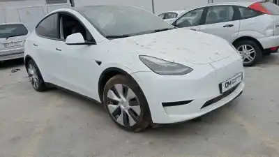 Sloopvoertuig TESLA MODEL Y BASIS RWD 346 CV / 255 KW van het jaar 2024 aangedreven 