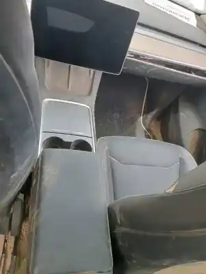 Sloopvoertuig tesla model y basis rwd 346 cv / 255 kw van het jaar 2024 aangedreven 