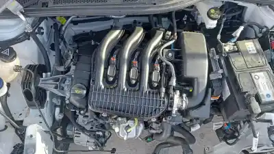 Veículo de Sucata opel corsa f design & tech do ano 2024 alimentado hm05