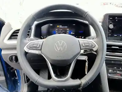 Здавання транспортного засобу volkswagen t-roc (d11) basis року 2024 потужний 