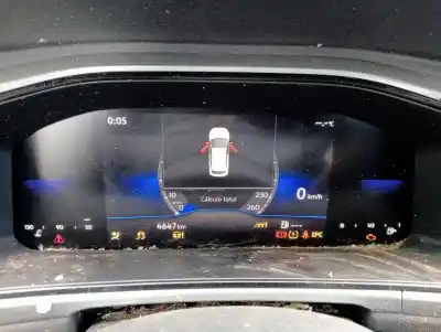 Здавання транспортного засобу volkswagen t-roc (d11) basis року 2024 потужний 