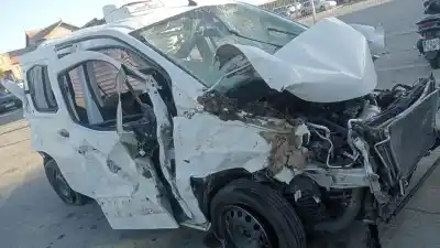 Veicolo di demolizione opel combo life edition dell'anno 2021 alimentato yh01