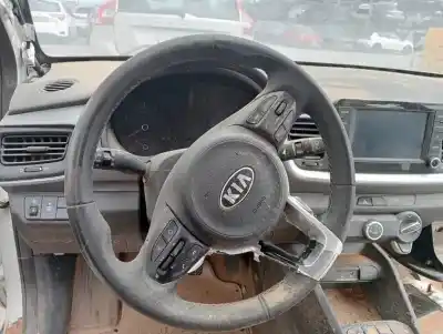 Scrapping Vehicle kia stonic (ybcuv) business of the year 2020 powered 