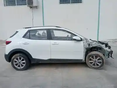 Scrapping Vehicle kia stonic (ybcuv) business of the year 2020 powered 