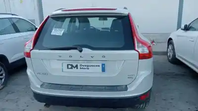 Veicolo di demolizione volvo xc60 kinetic 2wd dell'anno 2010 alimentato d5244t14