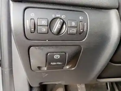 Veicolo di demolizione volvo xc60 kinetic 2wd dell'anno 2010 alimentato d5244t14