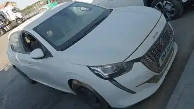 Veículo de Sucata peugeot 208 (p2) tech edition do ano 2021 alimentado yh01