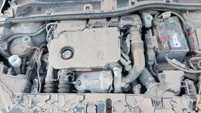 Veículo de Sucata peugeot 208 (p2) tech edition do ano 2021 alimentado yh01