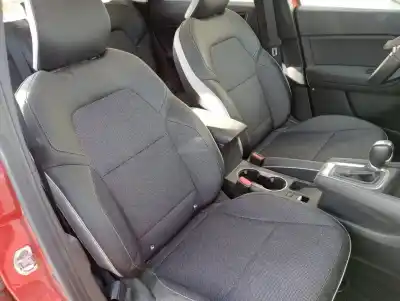 Здавання транспортного засобу renault captur ii (hf_) e-tech 160 року 2022 потужний 