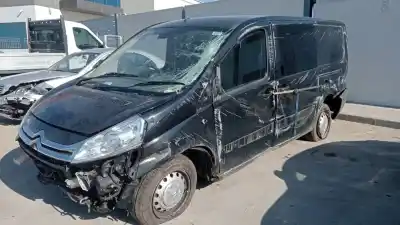 Veicolo di demolizione citroen jumpy combi confort xl dell'anno 2014 alimentato 