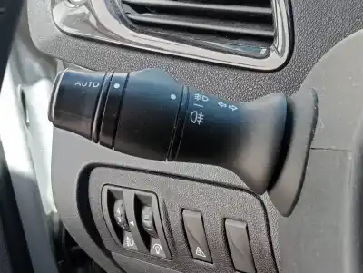 Здавання транспортного засобу renault scenic iii bose edition року 2012 потужний k9k n8