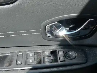 Здавання транспортного засобу renault scenic iii bose edition року 2012 потужний k9k n8