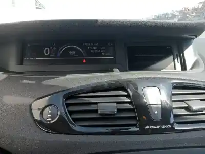 Здавання транспортного засобу renault scenic iii bose edition року 2012 потужний k9k n8