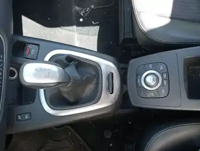 Здавання транспортного засобу renault scenic iii bose edition року 2012 потужний k9k n8