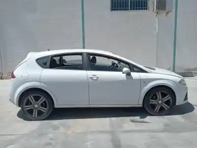 Veículo de Sucata seat leon (1p1) reference do ano 2007 alimentado bxe