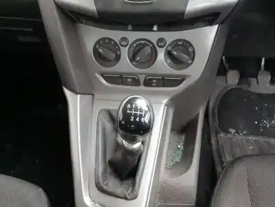 Veículo de Sucata ford focus lim. (cb8) ambiente do ano 2014 alimentado ngda