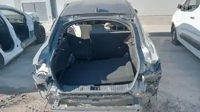 Veículo de Sucata renault arkana rs line do ano 2024 alimentado h5he4